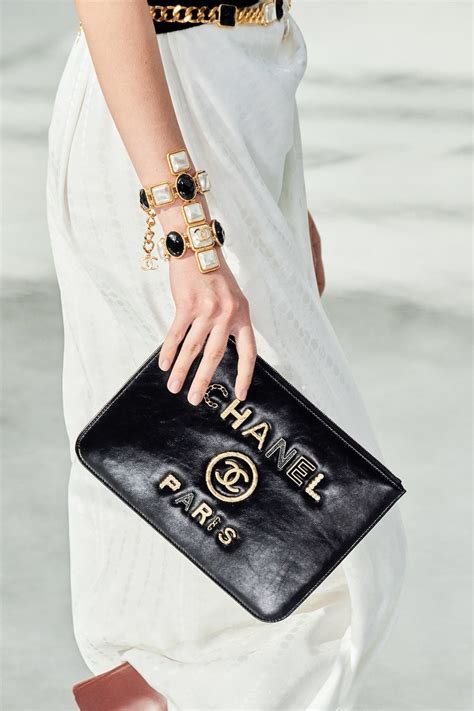 Chanel sale 2020